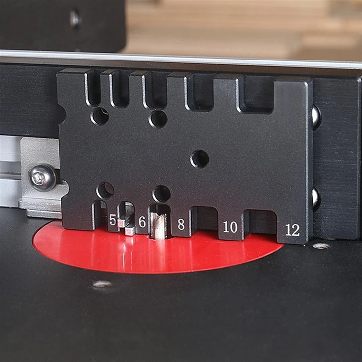Tenon snap gauge application